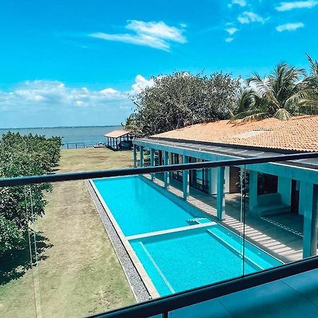 Villa Lagoonscape Negombo Exteriör bild