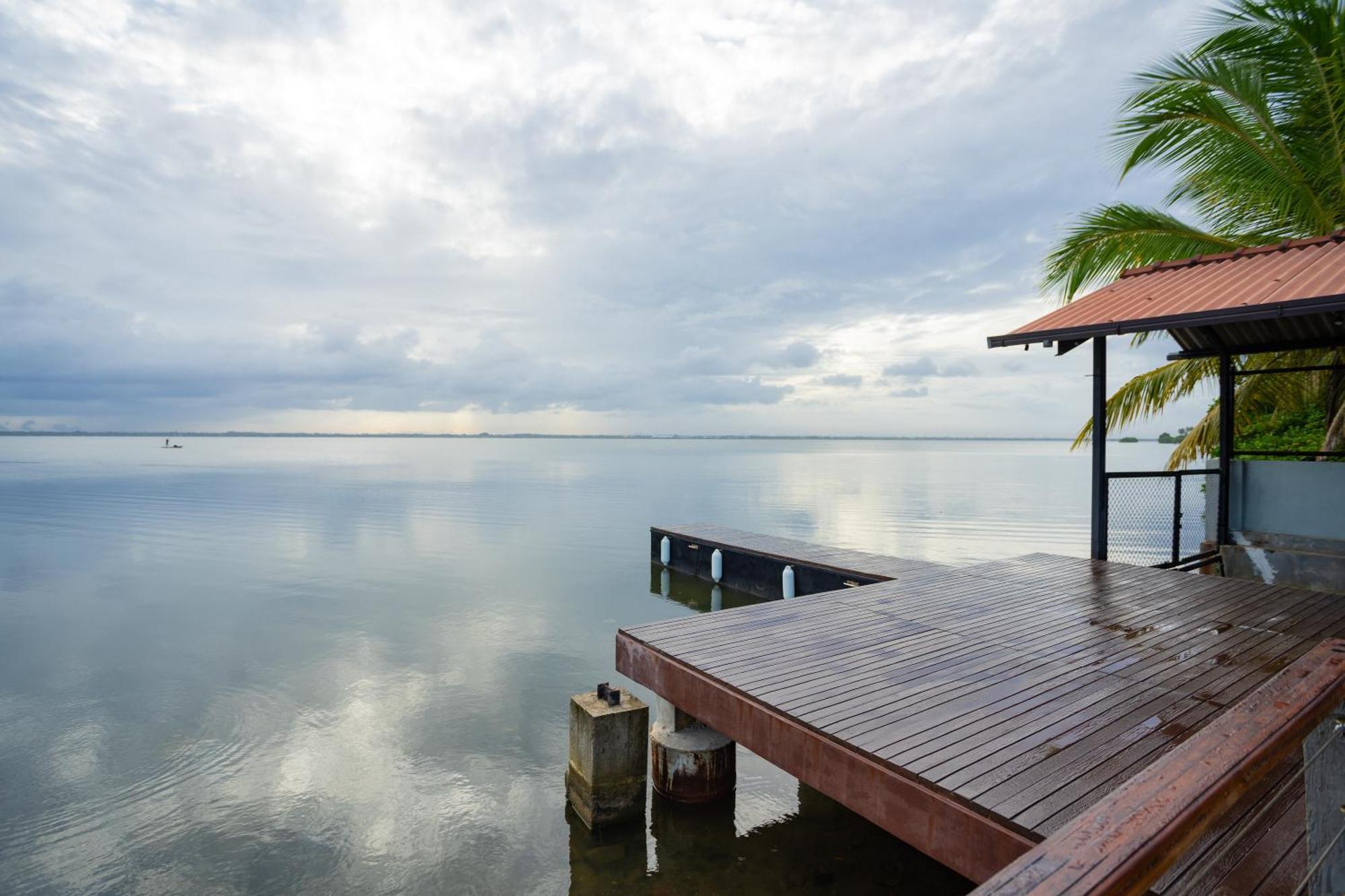 Villa Lagoonscape Negombo Exteriör bild
